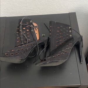 Elegant Black Lace-Up Heels